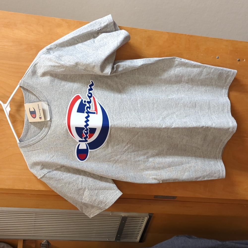 Champion Shadow Logo Heritage Tee
